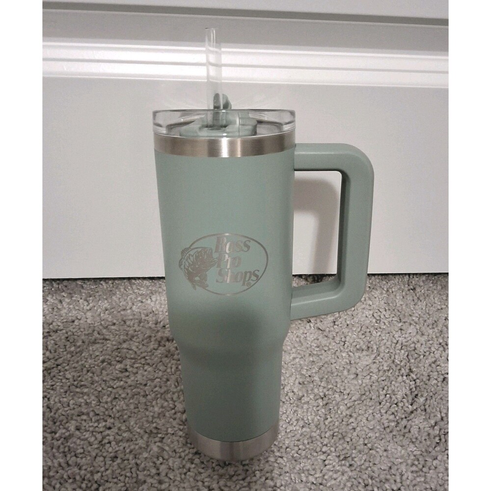 Bass Pro Shops 30 oz. Mug with Slider Lid and Straw Iceberg Green New w/Tag